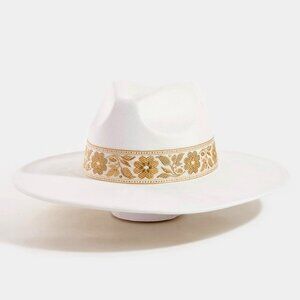 Embroidered Flower Band Felt Fedora Hat